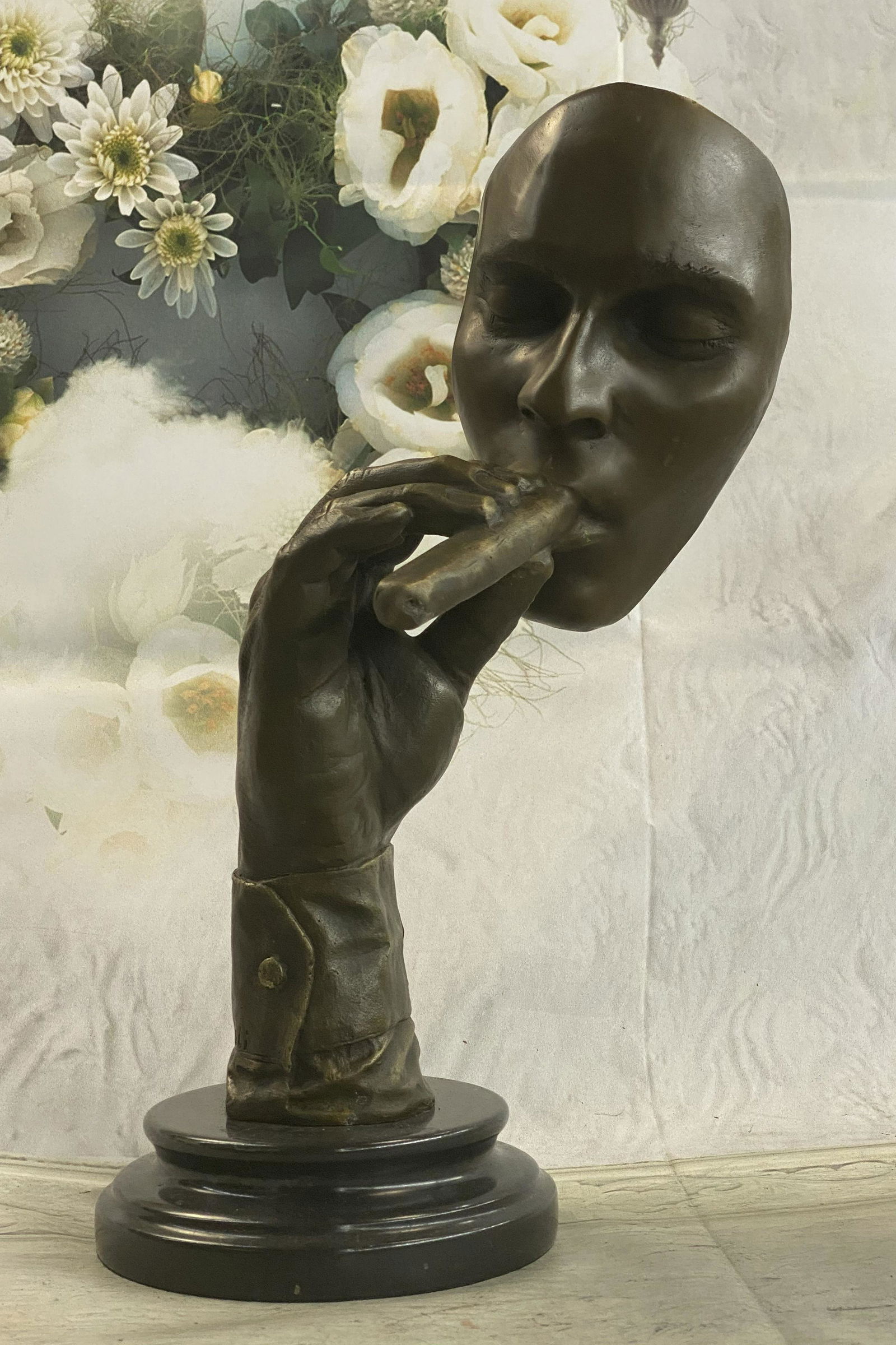 Dali Havana Man Smoking Cigar Bronze (1 of 3)