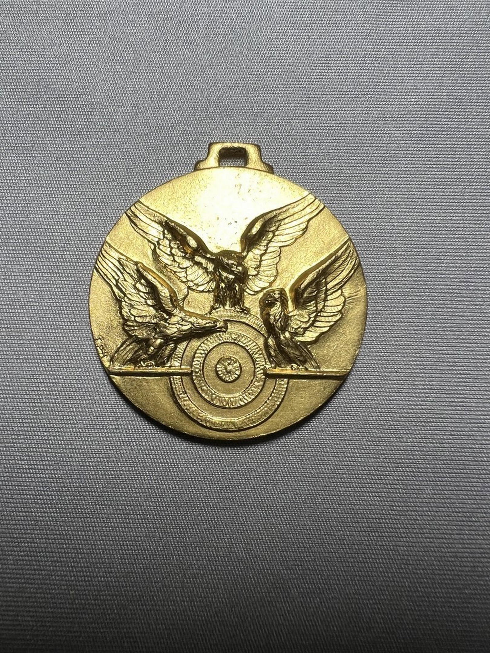 antique Cuban medal: excellent condition