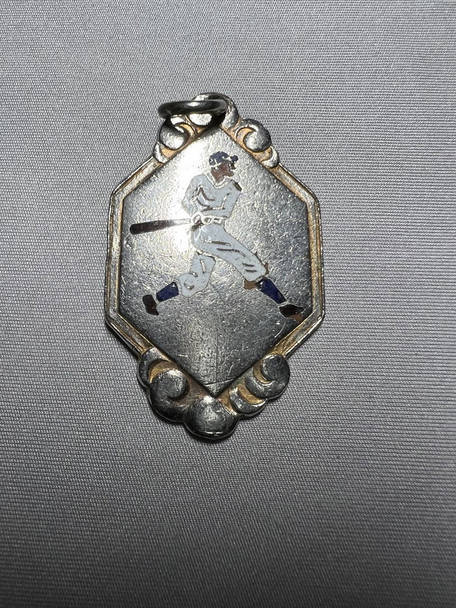 antique Cuban medal: excellent condition