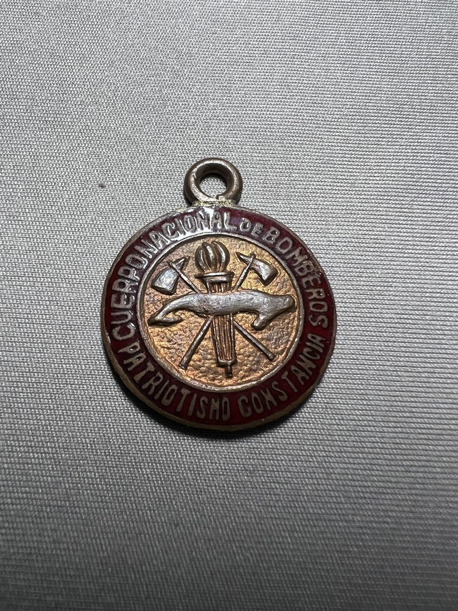 antique Cuban medal: excellent condition
