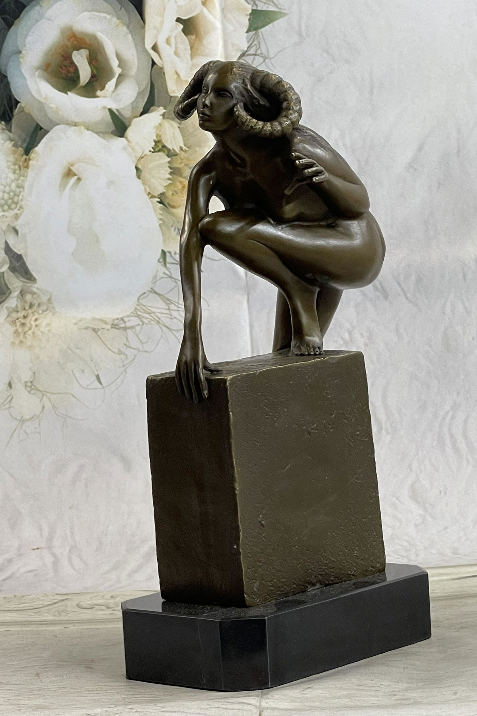 Aldo Vitaleh succubus Female Devil with Horn Bronze: Total Dimensions: Height 11'' x Width 6''Approximate Weight: 9 LBSOriginal Reproduction: Original