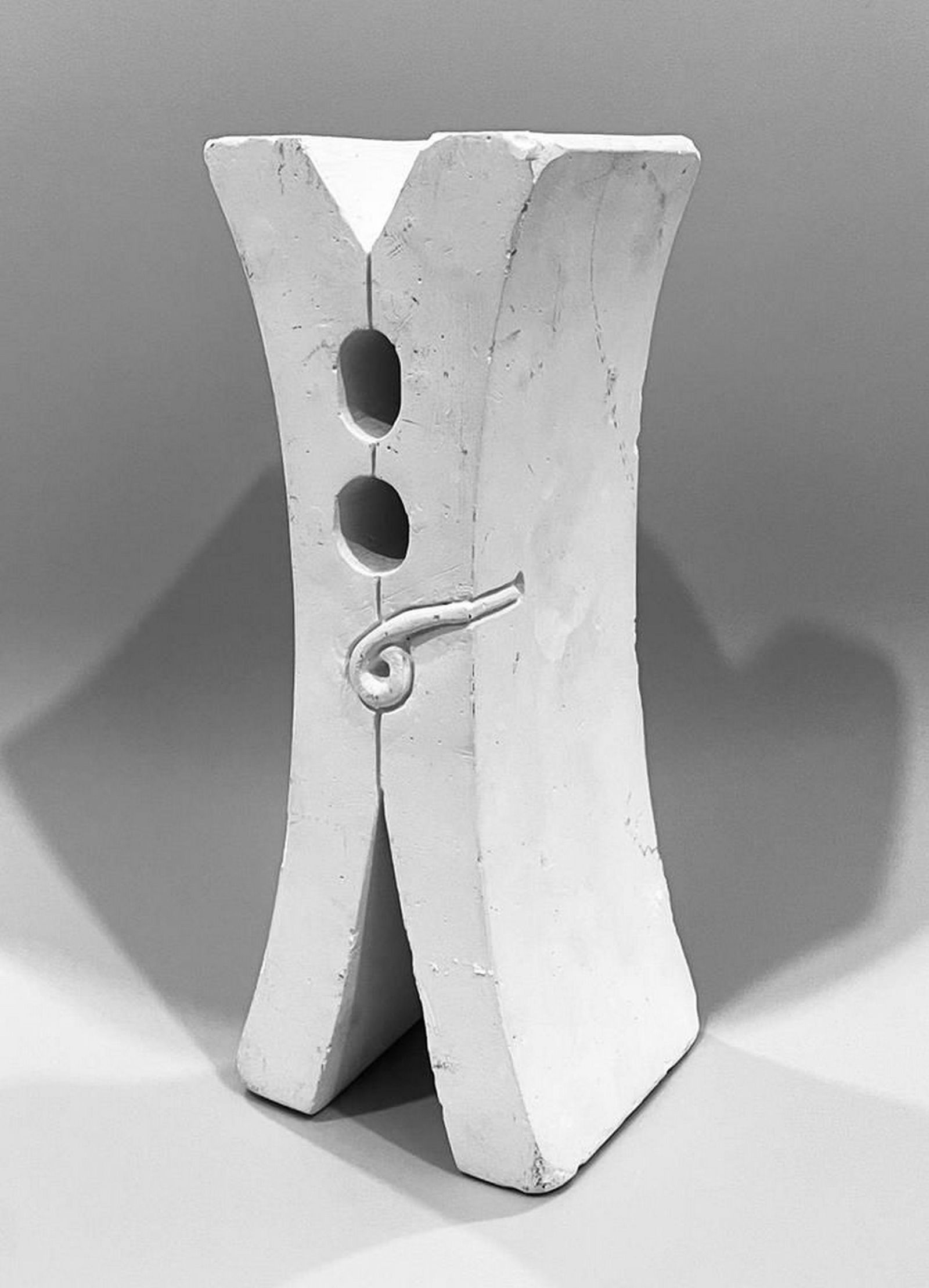 Claes Oldenburg Clothespin: sculpture 25 x 9 x 9 cm 1976