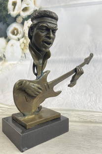 Milo Jimi Hendrix Bronze: Total Dimensions: Height 10'' x Width 10''Approximate Weight: 6 LBSOriginal Reproduction: Original