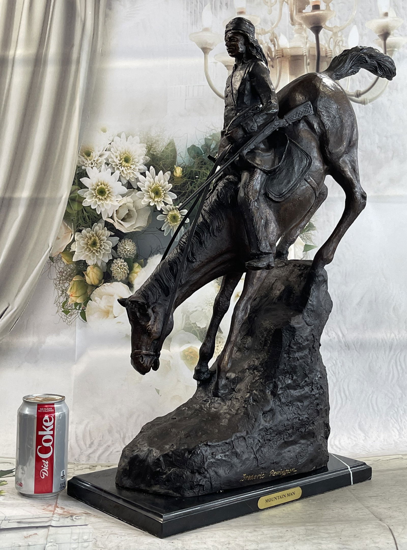 Remington Mountain Man Bronze (1 of 4)