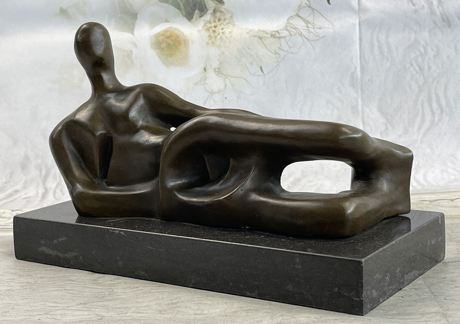 Henry Moore Abstract Woman Figure (1 of 3)
