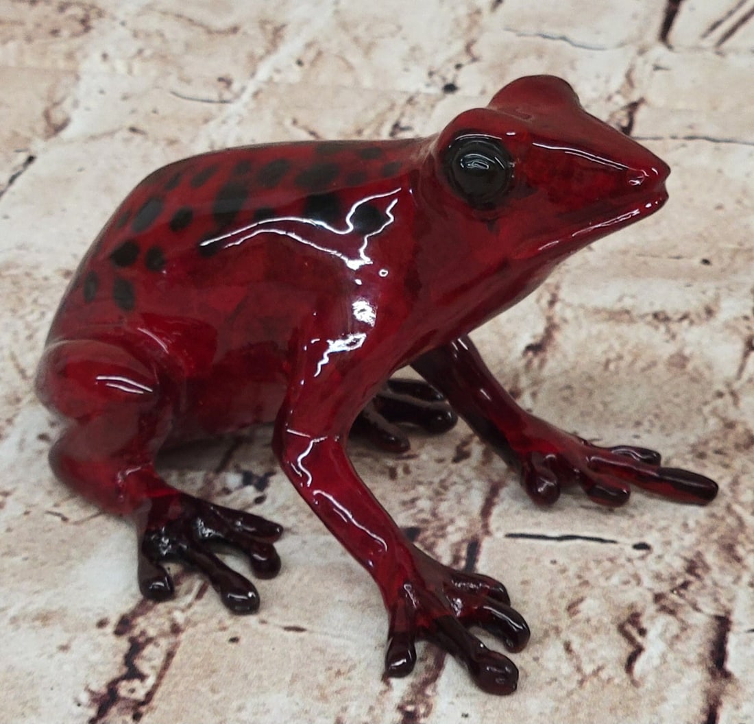 Red & Black Poison Dart Tree Frog Bronze Sculpture Figurine Signed & Numbered Collectible (1 of 5)