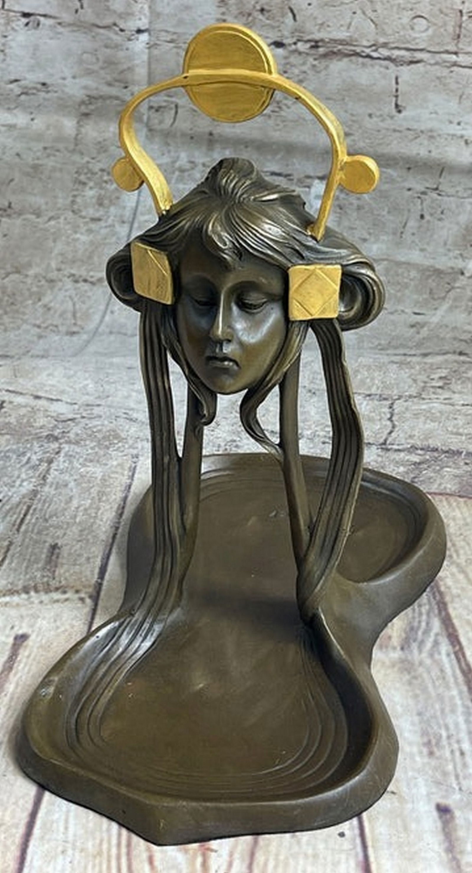 Art Nouveau Candy Dish Bronze (1 of 4)