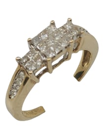 10k yellow gold diamond ring