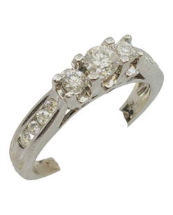 14k white gold diamond ring: 14k white gold, .43cts, 3 grams, size 5