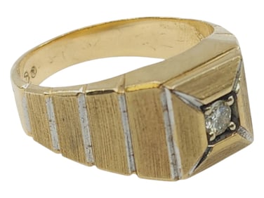14k Yellow Gold Diamond Ring