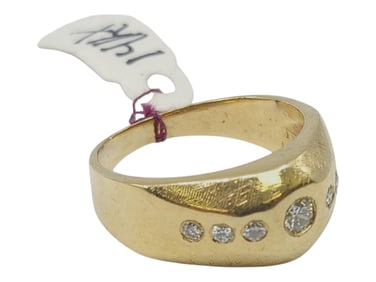 14k yellow gold diamond ring