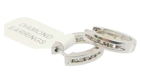 WHITE GOLD DIAMOND EARRINGS