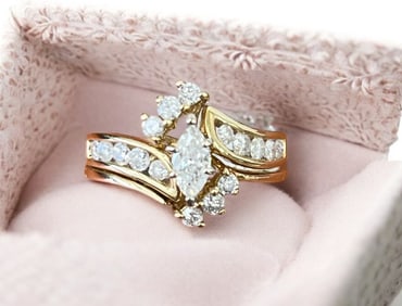 Ladies Diamond RING