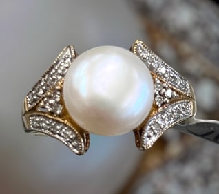 Pearl Ring