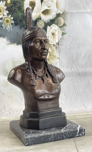 C.M Russel Indian Chief Bronze: Bronze Dimensions with Marble Base: Height 14 1/2" x Width 7"Marble Dimensions: 7" X 7".Height without base: 13 1/2"Weight : 10 LBSOriginal or Reproduction: Reproduction