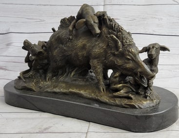 Boar Attacked by Wild Dogs Hot Cast Bronze Sculpture