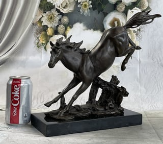 Milo Stallion Horse Race Bronze