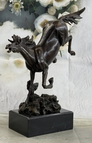 Milo Stallion Horse Race Bronze