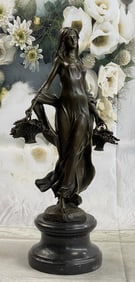 Cesaro Farmer girl with Flowers Bronze