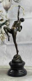 FISHER DIANNE HUNTER FISHER BRONZE STATUE