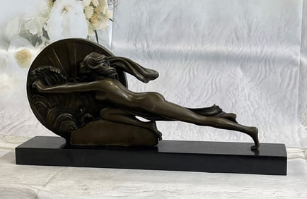 NUDE GIRL TOWARD DESTINY BY GENNARELLI BRONZE