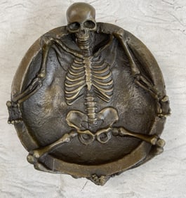 Milo Full Skeleton Emerges from Ashtray Bronze