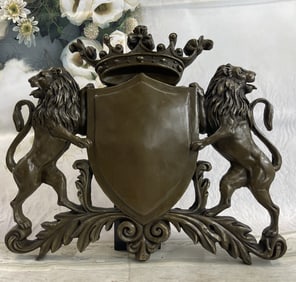Canova's Large Lion Crest Family Heirloom Bronze