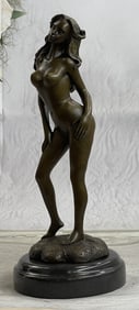 Aldo Vitaleh Nude Erotic Woman Walking