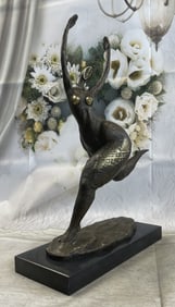 Fertility Goddess Modern Art Abstract Sculpture Figure