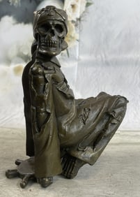 Large Skeleton Skull Wine Holder
