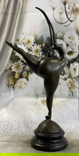 Milo Original Curvy Woman Bronze Statue: Total Dimensions: Height 21'' x Width 7''Approximate Weight: 11 LBSOriginal Reproduction: Original
