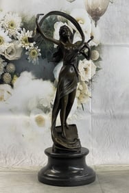 Kossowski Woman playing Violin Bronze