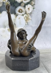Nino Oliviono Erotic Woman Sex Bronze