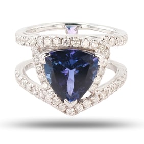 4.57ct Tanzanite and 0.85ctw Diamond 18K White Gold Ring