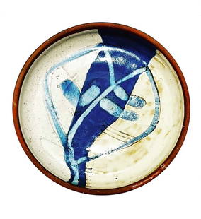 Gloria Lorenzo: enamel Ceramic on red paste 1986 20cm diameter