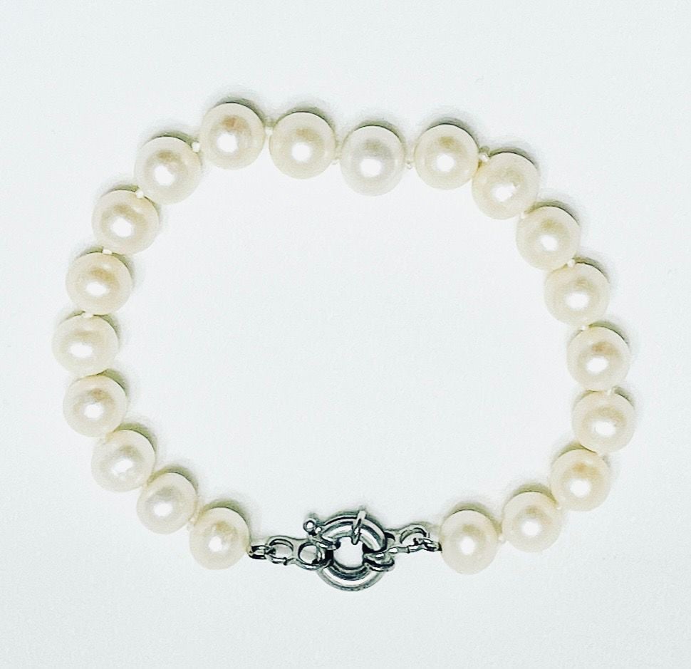 Pearl and Silver Bracelet: 8 inches long