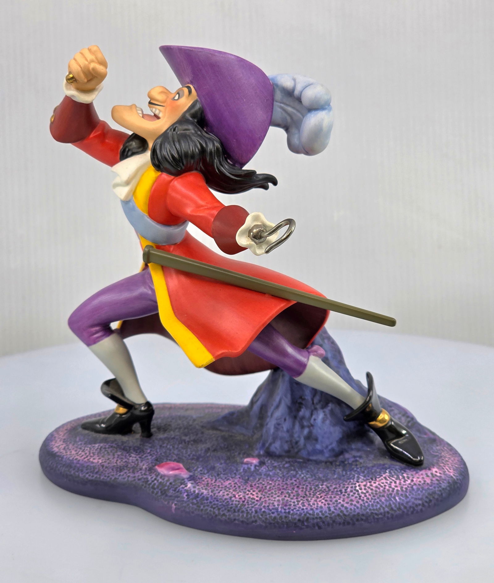 Marvelous Disney Vintage WDCC Captain Hook ?I've Got You This Time? Peter Pan (1 of 4)