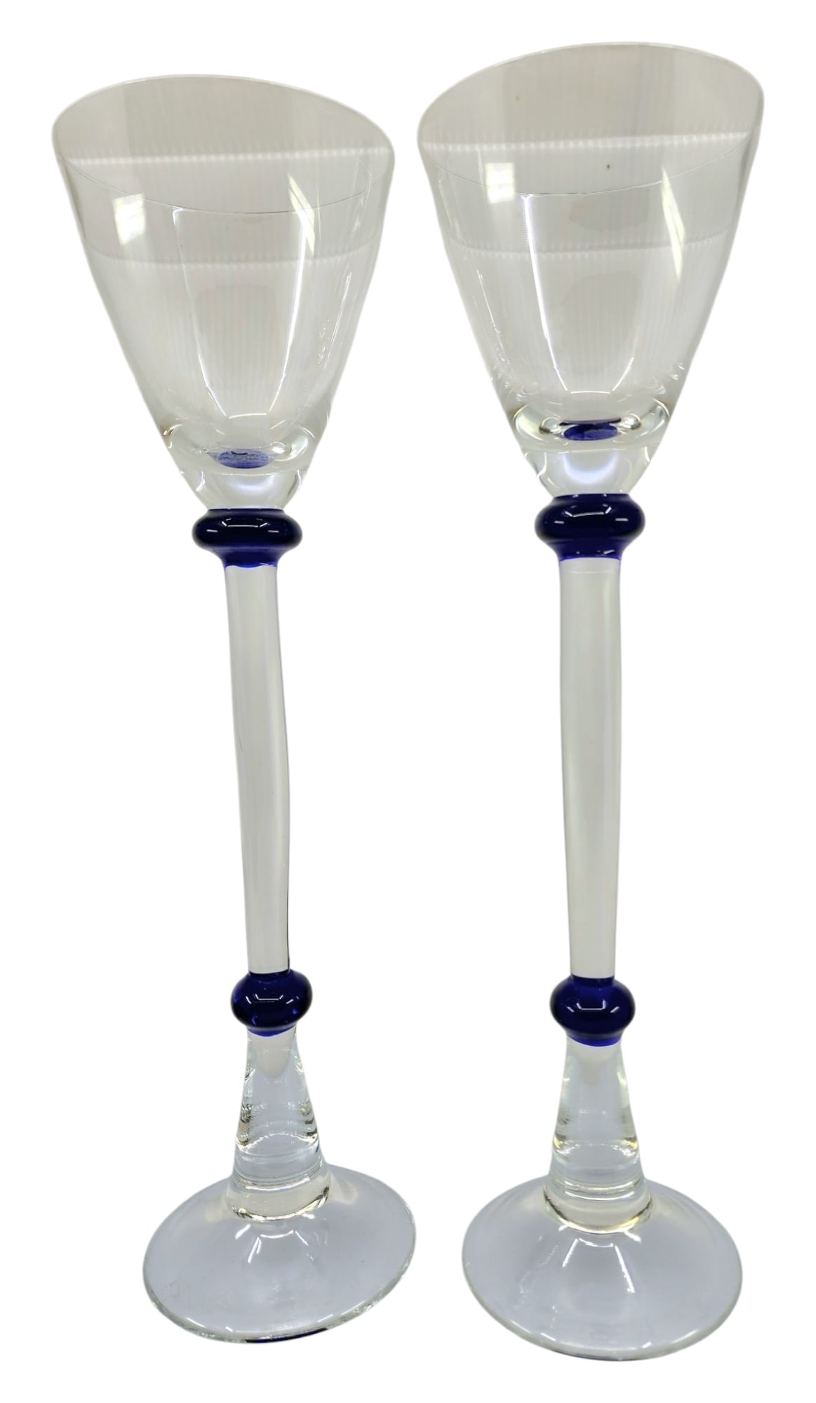 Bisazza Italian Murano Glass By Fabio Rotella: pair of vintage Bisazza Italian Murano glass chalice goblets designed by fabio Rotella 1999, each one measure 12" x 3.5" and in like new condition