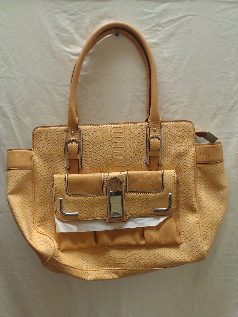 Authentic Ladies Guess Purse: Brand New With Tags