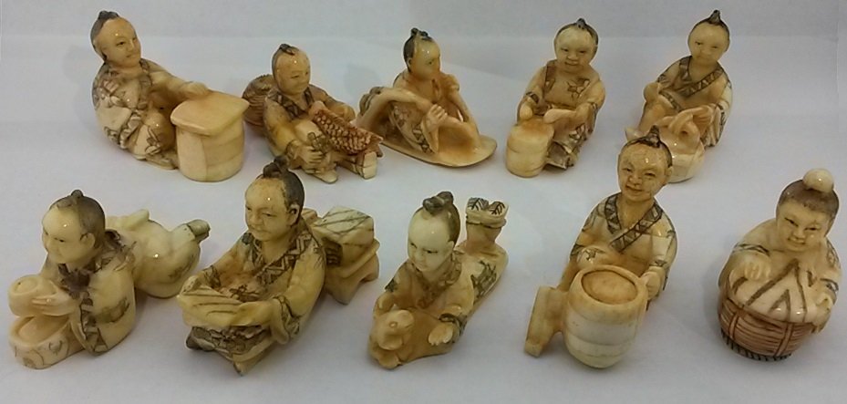 Lot of 10 Artist Signed Oriental Carved Bone Netsukes: Lot of 10 Artist Signed Oriental Carved Bone Netsukes