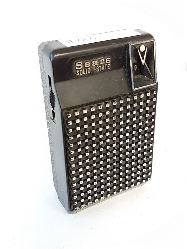 sears solid state radio (1 of 1)