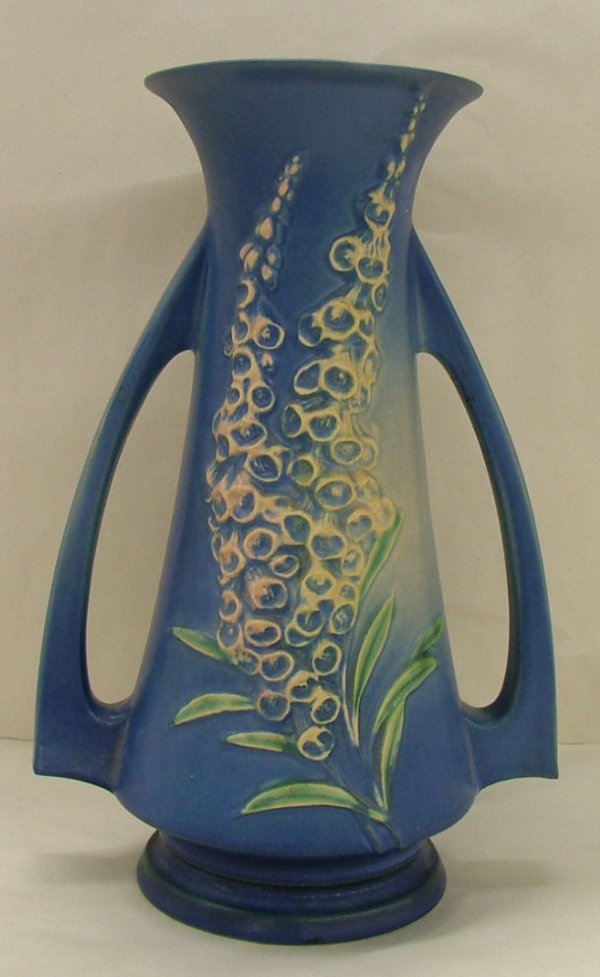 30 Roseville Foxglove vase, 5110