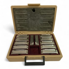 12 Hohner Special 20 Marine Band Harmonicas /case