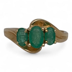 14k Yellow Gold & Emerald Ring