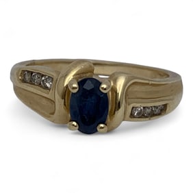 14k Yellow Gold Diamond & Blue Sapphire Ring