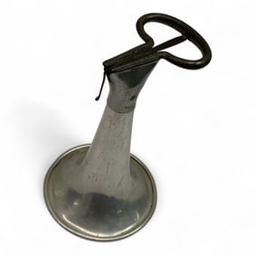 A. P. & M. Co. Jewsaphone