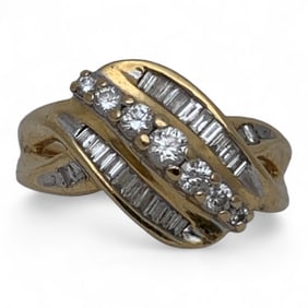 14k Yellow Gold & Diamond Ring