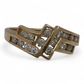 14k Yellow Gold & Diamond Ring