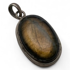 Sterling Silver Pendant With Stone