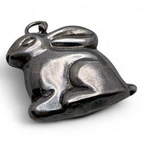 Silver Rabbit Pendant